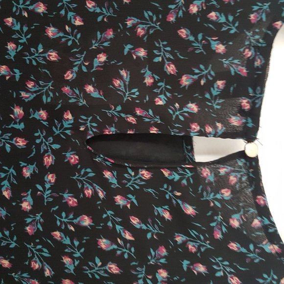 Forever 21 Women Black Floral Blouse Top, Size S - Picture 4 of 10